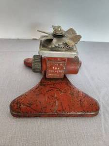 Vintage Squarespray Sprinkler