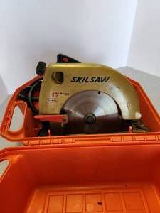 12 amp Skilsaw