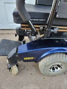 Pronto M51 Sure Step Electric Wheel Chair (works great)