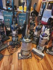 Huge Lot of Vacuum Cleaners - Count of 10