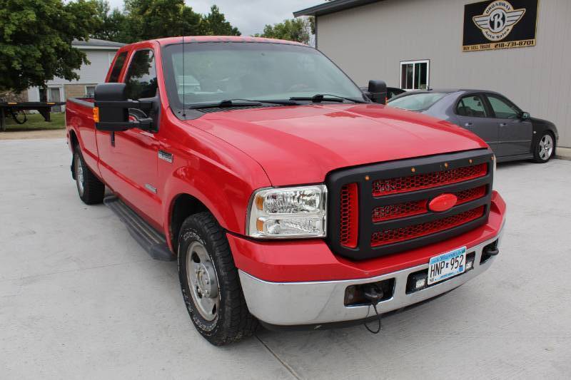 2435 MN AUTO AUCTIONSPELICAN RAPIDS MINNESOTA LOW RESERVE CAR SALE!!!! KBID