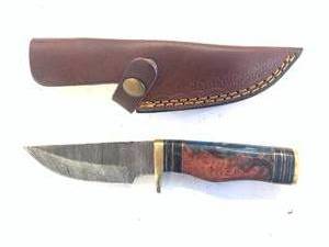 New Custom Made 8 Inch Full Tang Damascus Knife with Sheath