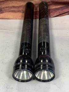 Set of Two Original Mag Lights 14 12 Inch Long