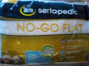 lot 3 image: Serta Sertapedic No Go Flat Pillow ...