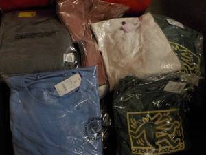 lot 31 image: 14 size 3x Womens New with Tags Cl...