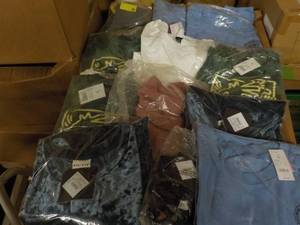 lot 32 image: 14 size 3x Womens New with Tags Cl...