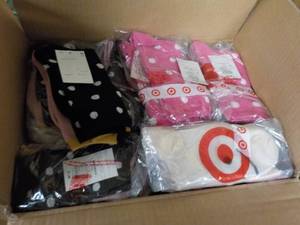 lot 57 image: 34 - 2 packs Crew Socks for Shoe si...