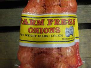 lot 141 image: 1 bag of 10 pound Farm Fresh Onions...