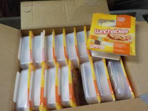 lot 195 image: 16 Extra Cheesy Pizza Lunchables...
