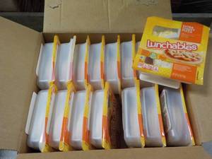 lot 201 image: 16 Extra Cheesy Pizza Lunchables...