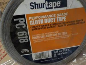 lot 124 image: 5 Rolls Shurline Cloth Industrial D...