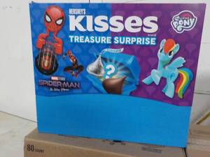 lot 317 image: 2 - 80 Ct Hersheys Kisses Surprise...