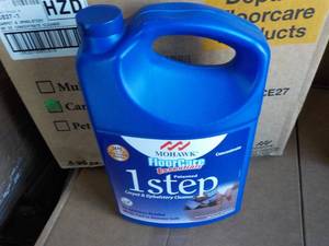 lot 355 image: 96 oz Bottle Mohawks 1 Step Carpet ...