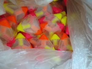 lot 363 image: Box of 300 Triangular Highlighters...