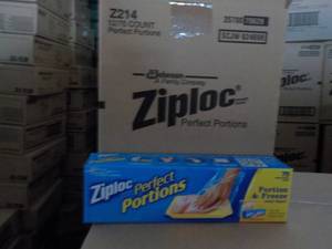 lot 380 image: Case of 12 Boxes Ziploc Perfect Por...