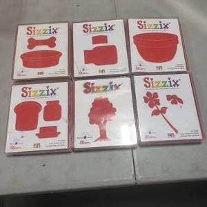 lot 5 image: 6-Sizzix Dies