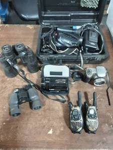 lot 40 image: Minolta C550 Video Camera, Digital Video Camera, Kodak Easy Share 2710, Motorola Walkie Talkies, Leupold & Tasko Binoculars