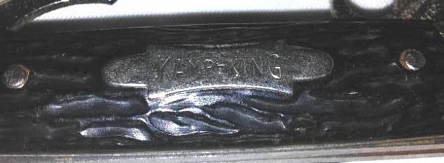 lot 25 image: (2) Pocket Knives, Kamp King