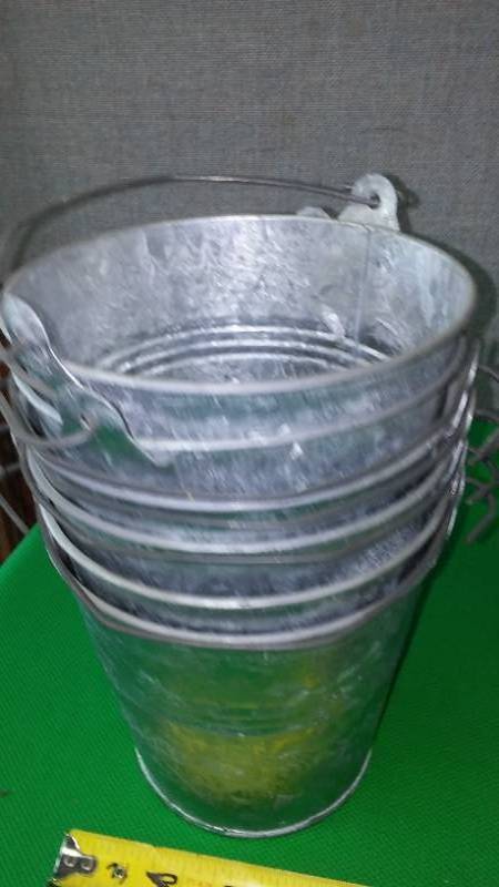 lot 44 image: 20 small, galvanized pails. -great.