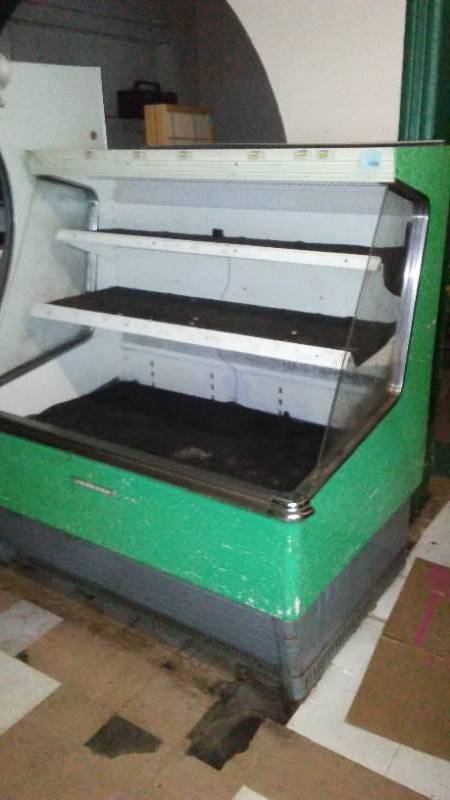 lot 33 image: Vintage Open Cooler - Hussmann