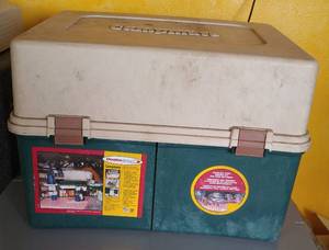 lot 47A image: Campmate Portable Kitchen Organizer.