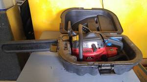 lot 55 image: Home Lite Saw With Case, 18 In. Bar.