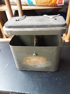 Vintage Hunting Swivel Seat Shell Box