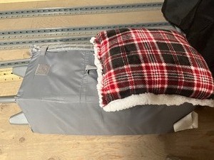 Pack n play  and pillow