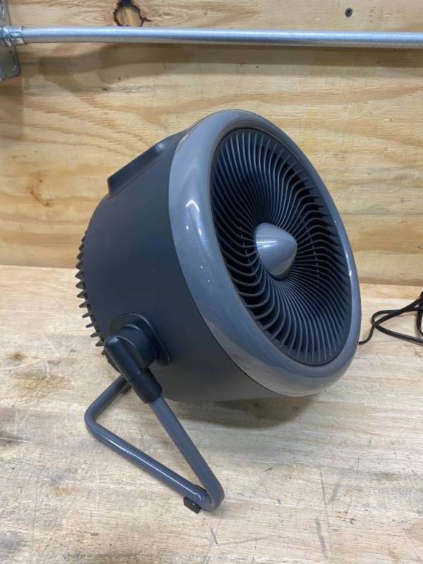 UTILITECH 2 in 1 Turbo-Heater | Savage Surplus #172- Sinks, Mattresses,  Commercial Items, RV/Camper, Water Softeners, Yakima Mounts, Robern  Medicine Cabinets, Archery Accessories, Bimini Top Sunbrellas and Much  More! | K-BID