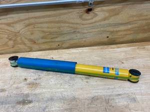 lot 69 image: BILSTEIN B6 Performance Series Shocks and Struts F4-BE5-2717-H0