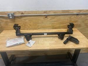 lot 26 image: ROADMASTER Tow Bar Mounting Kit (1559-1)
