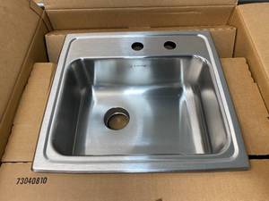 lot 125 image: ELKAY LUSTERTONE LRAD191865LPDMR2 Stainless Steel Sink