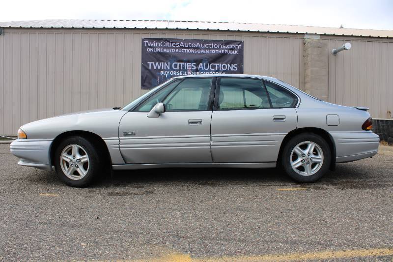 lot 25L image: 1998 Pontiac Bonneville SE