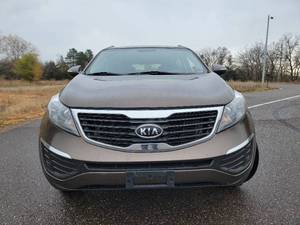 lot 6R image: 2011 Kia Sportage LX - AWD