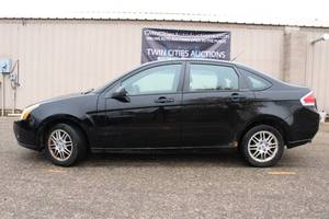 2010 Ford Focus SE - 1 OWNER