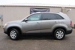 2013 Kia Sorento LX - AWD