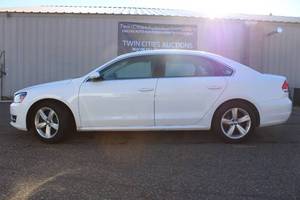 2012 Volkswagen Passat SE