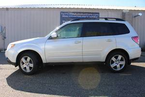 2010 Subaru Forester 2.5X Limited - AWD - 2 OWNERS