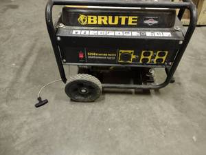 Brute 5250 Watt Generator, Works, N...