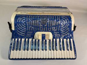 lot 61 image: Atlas Playmate Accordion in velvet case