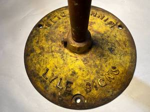 lot 81 image: heavy duty vintage metal base - yellow
