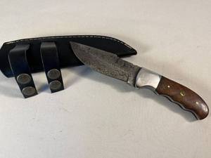 lot 35 image: Damascus knife with leather sheath