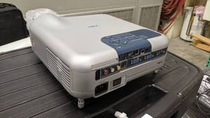 lot 22 image: NEC LT240K Projector XGA Home Theater Projector - USED