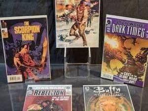 (5) Assorted Dark Horse Comic Books