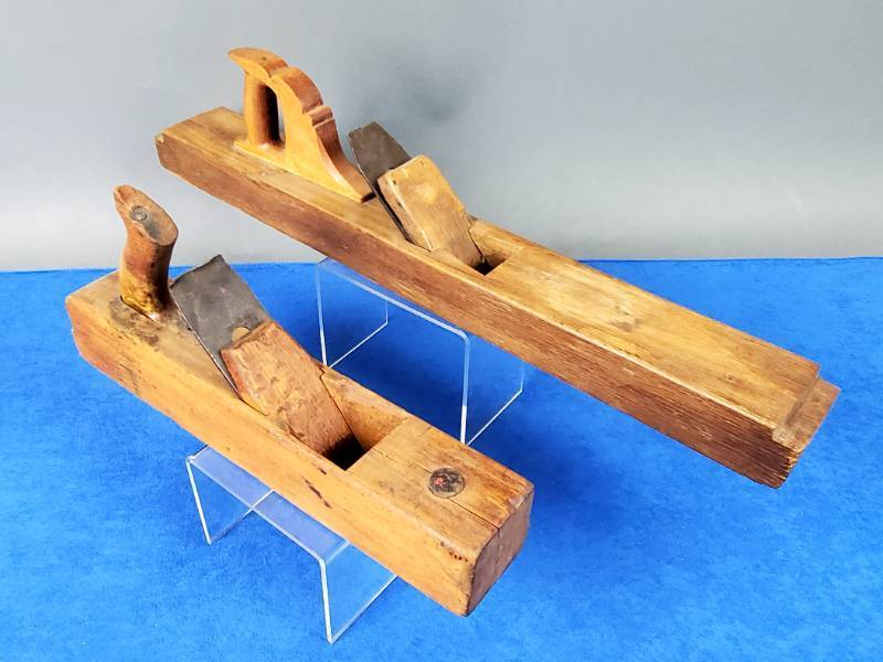 lot 20 image: (2) Antique Woodworking Planers Lot