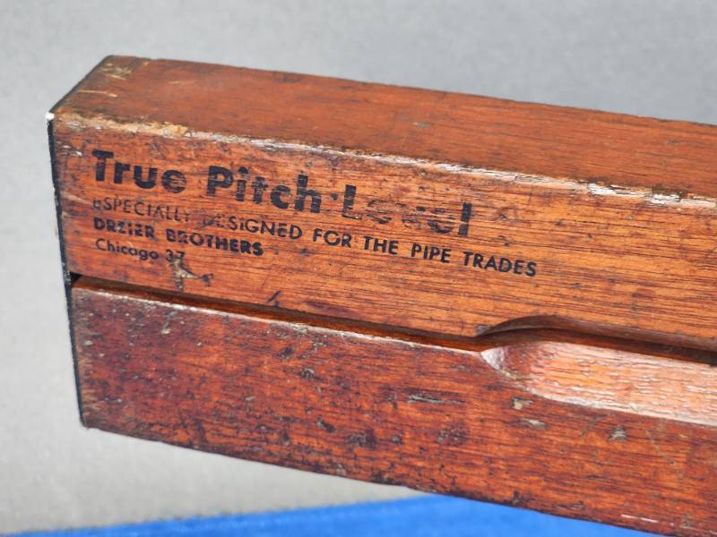 lot 25 image: Vintage Woodworking True Pitch Level