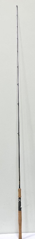 lot 32 image: Guide Series Tournament Pro GSTP-661CM 66 Fishing Pole