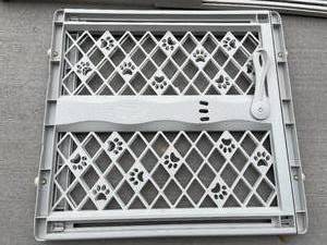 lot 233 image: 2 Mypet Puppy Gates