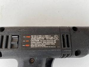 lot 235 image: Black and Decker 38th Inch VSR Drill Model 7144