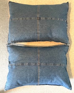 lot 65 image: Tommy Hilfiger and Nautica Denim Queen Bedding